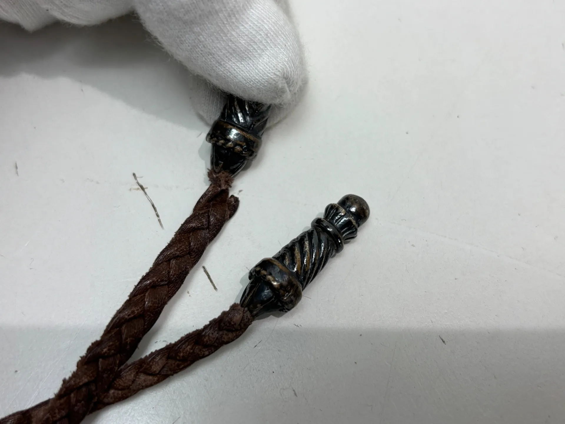 シルバーアクセサリー脱着作業前