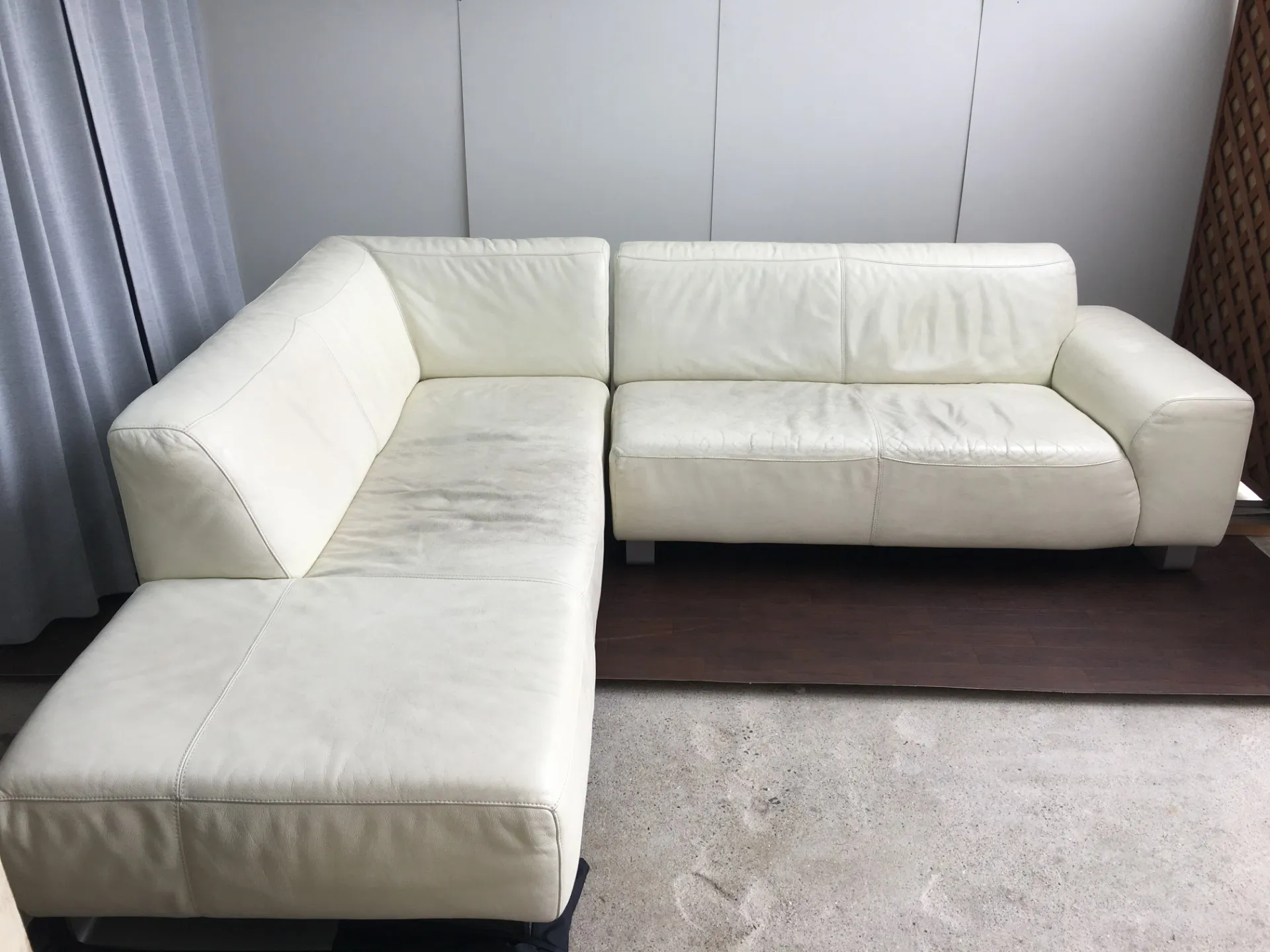 大塚家具のソファ張り替え価格はいくら？一部修理で安く抑える裏ワザ＆事例を紹介！