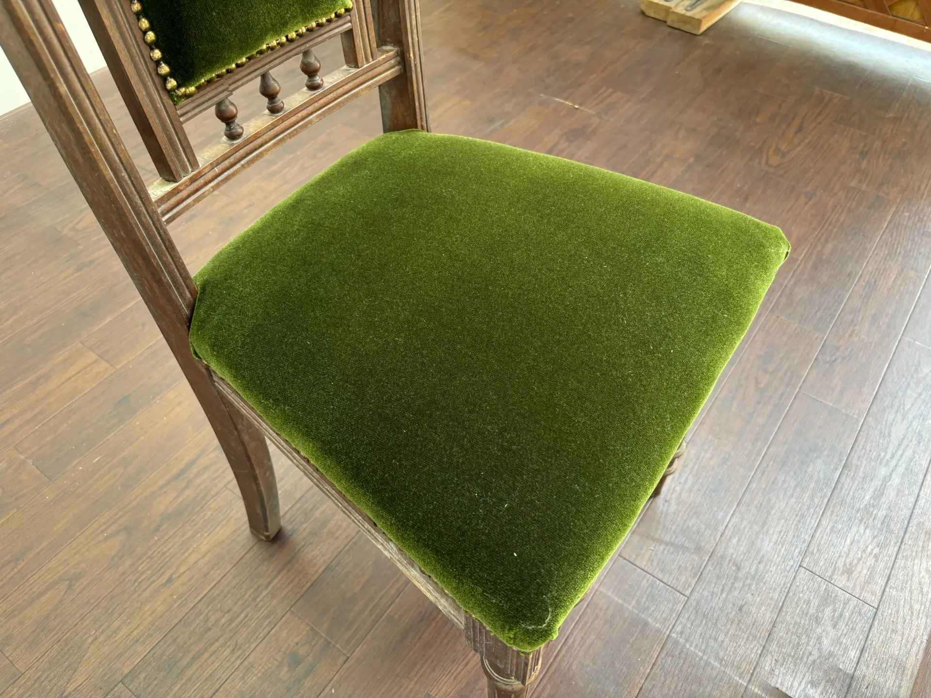 椅子張り替え後