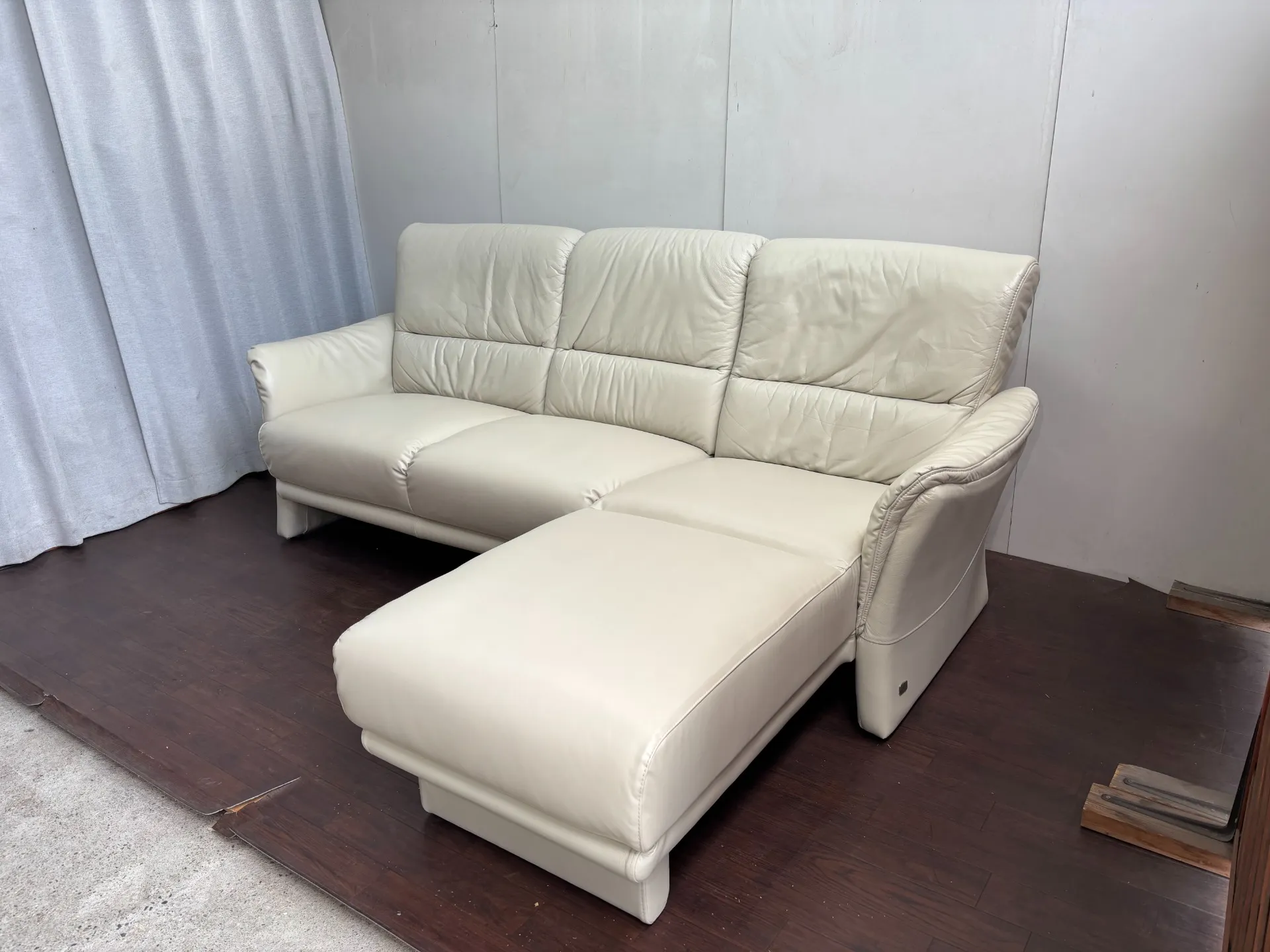 部分張り替え＋革面リペア後