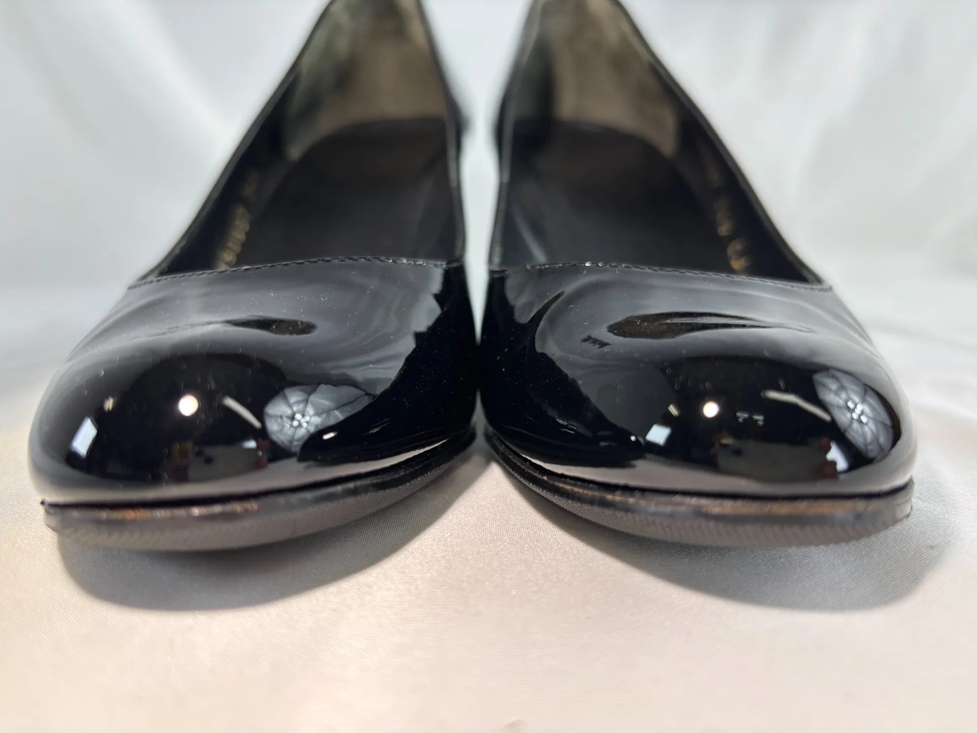 グッチエナメルパンプス修理後