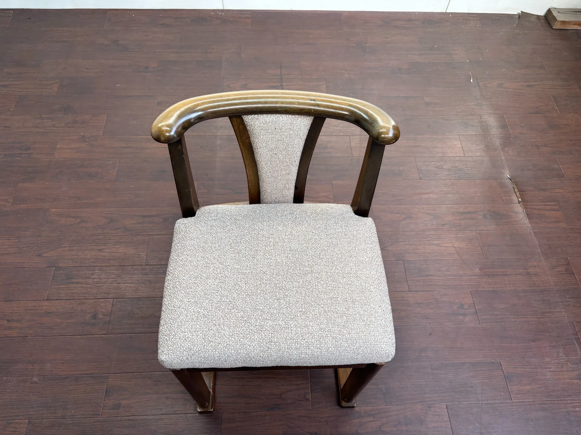 椅子張り替え&ウレタン交換修理後