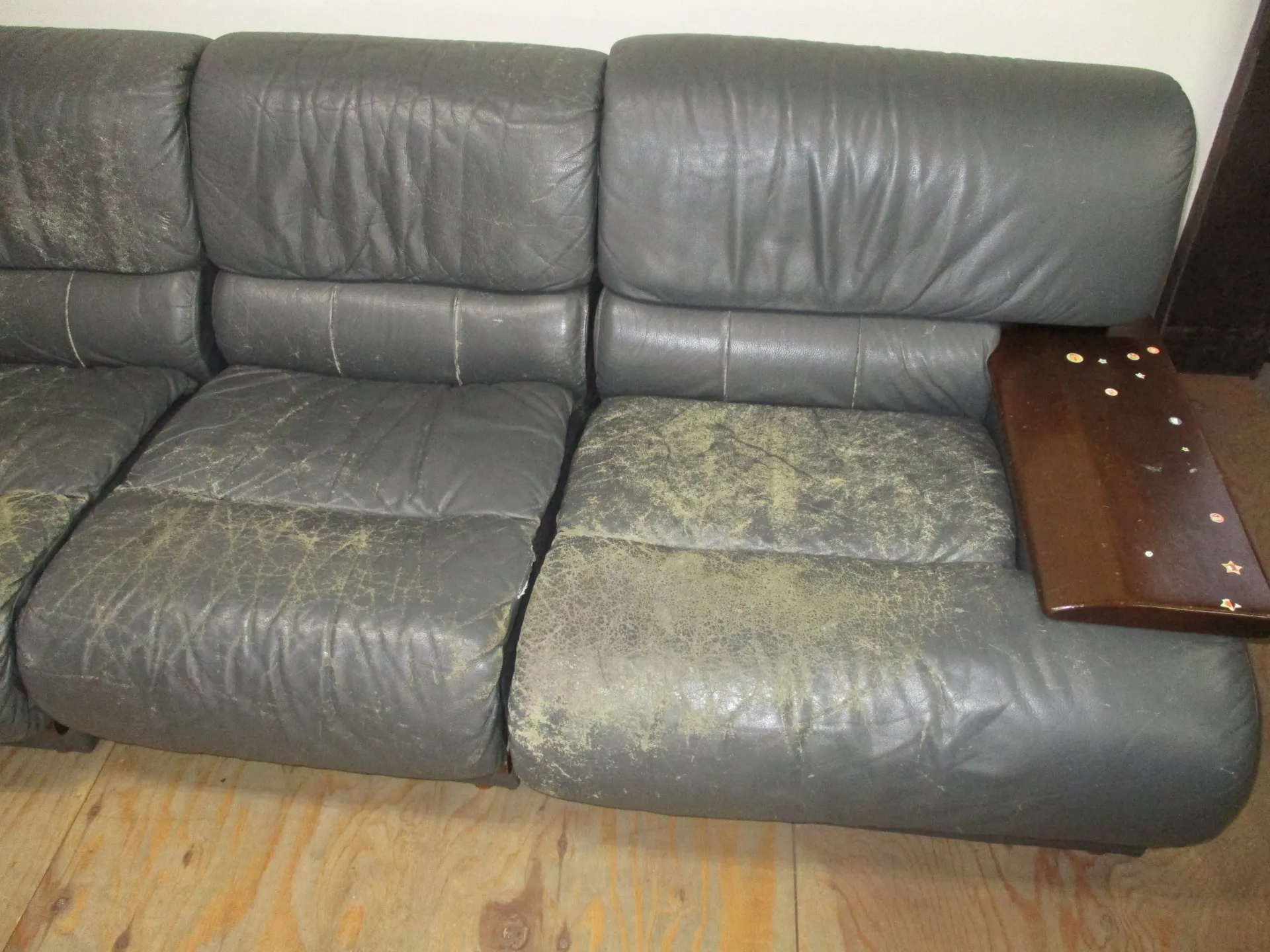 カリモクソファセット修理前