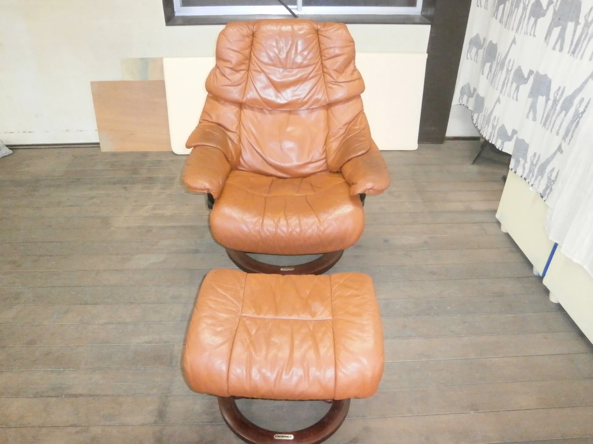 【名古屋市瑞穂区】エコーネスのひび割れ・黒ずみを再生。セミアニリンレザーを長く守る「保護膜」の提案