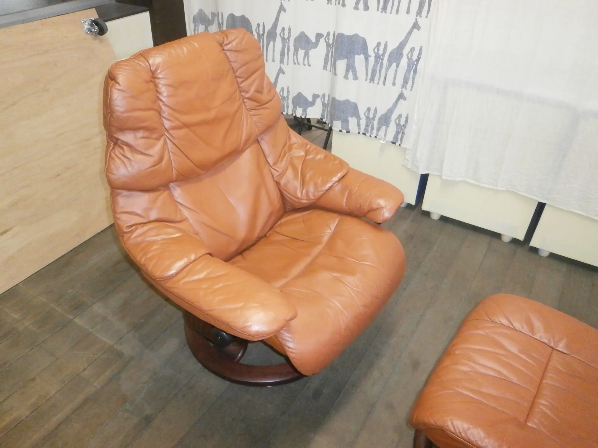 エコーネス革面修理修復後