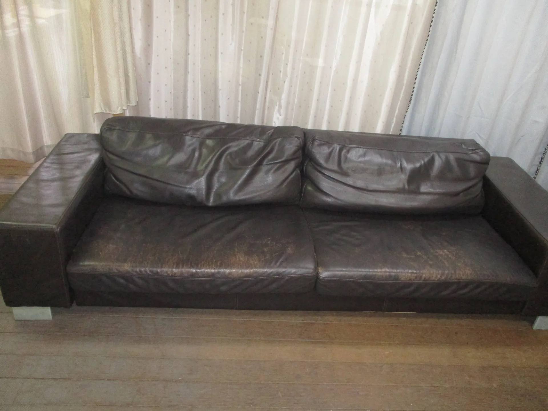 ボーコンセプトソファ修理修復前