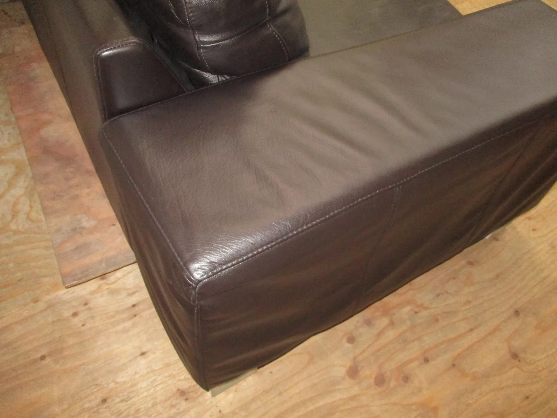 ボーコンセプトソファ修理修復後