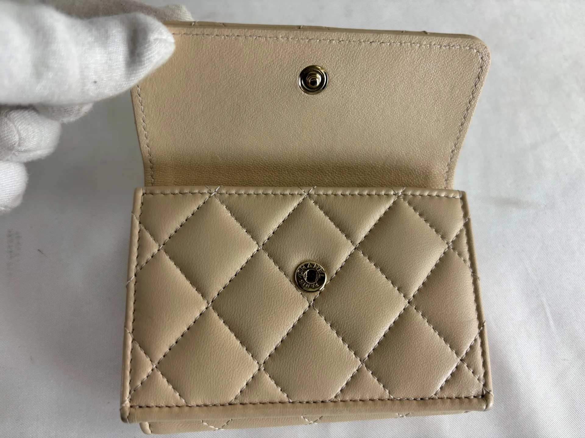 シャネル財布カラーチェンジ前