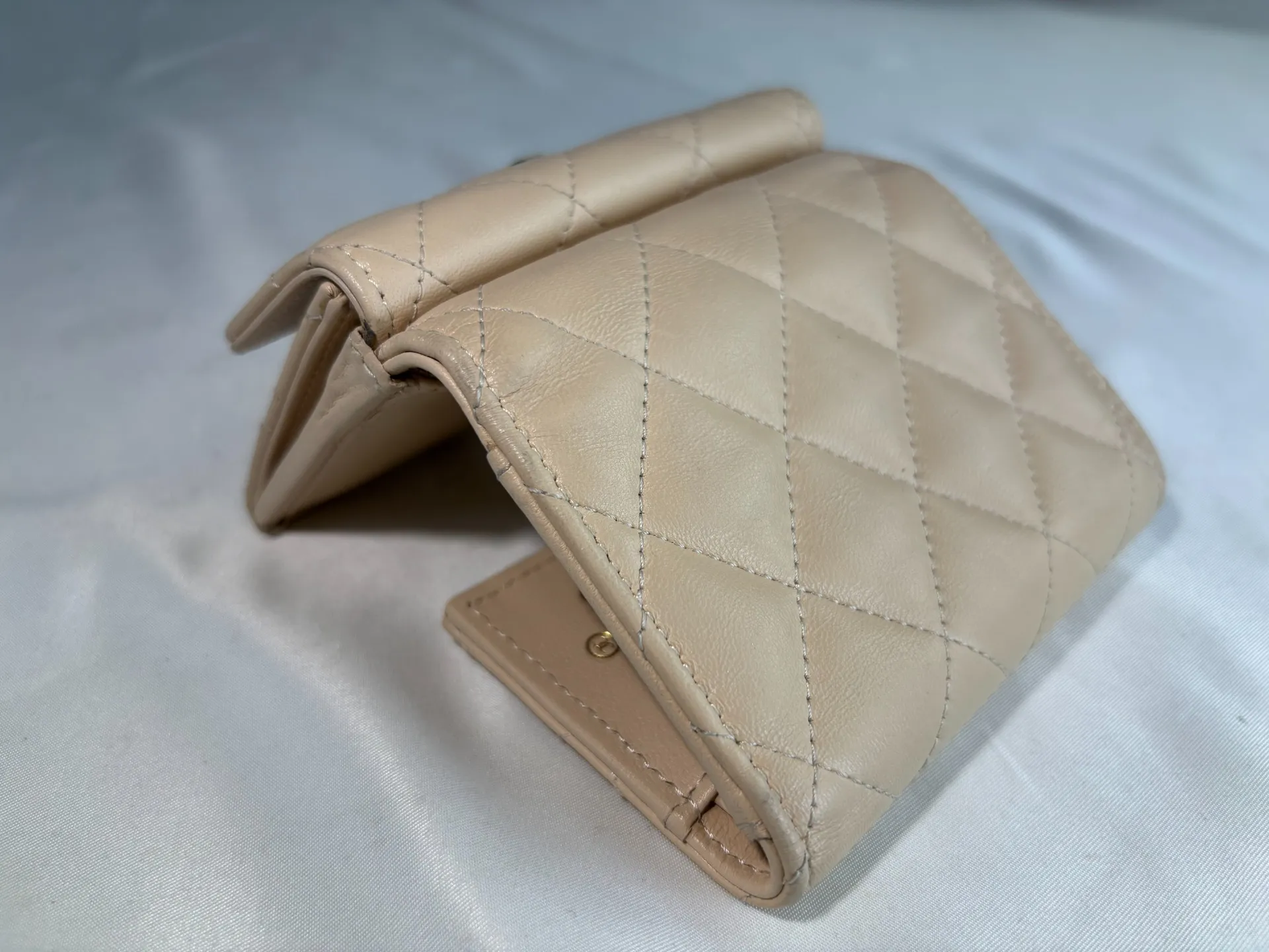 シャネル財布カラーチェンジ前