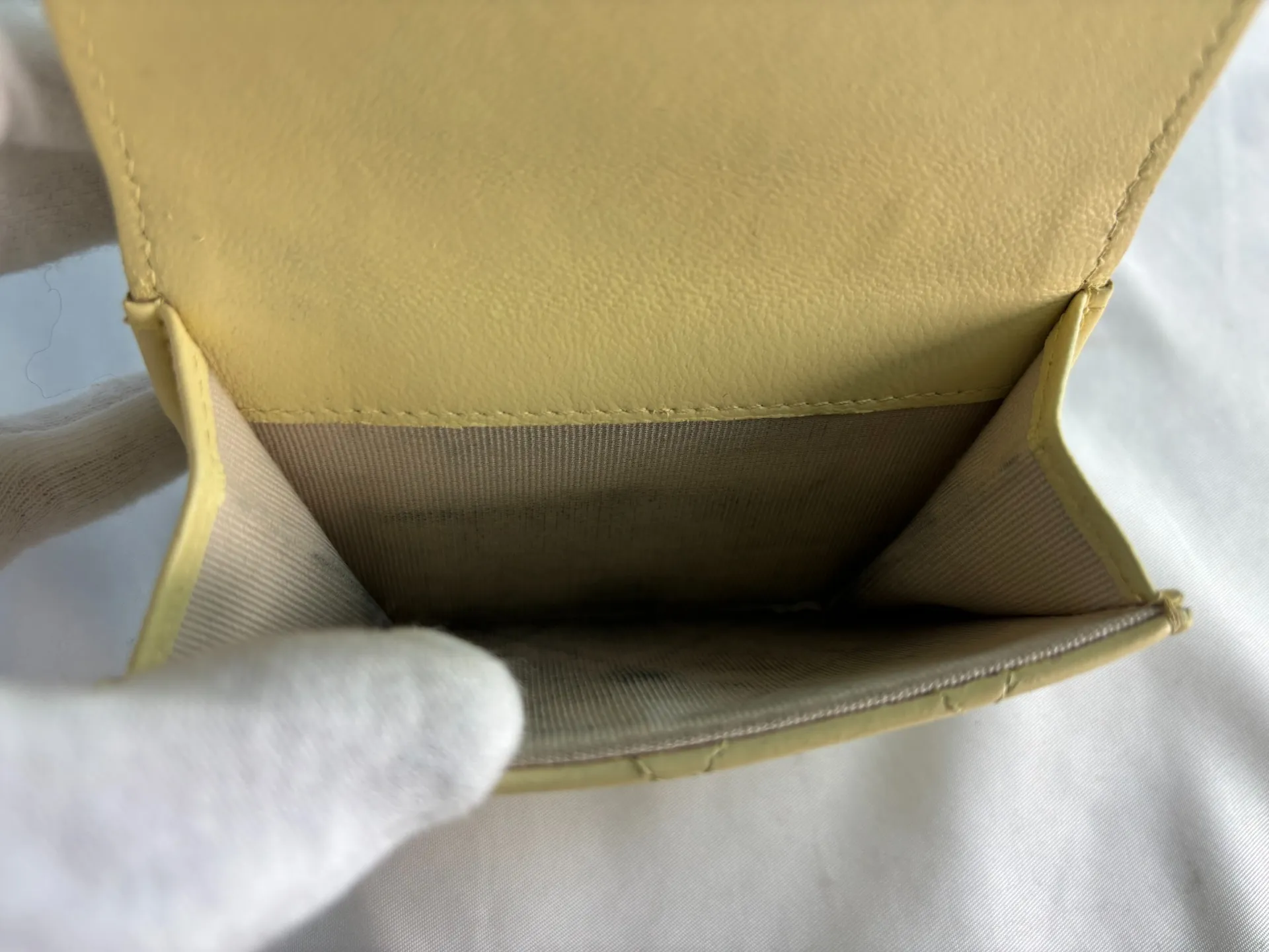 シャネル財布カラーチェンジ後