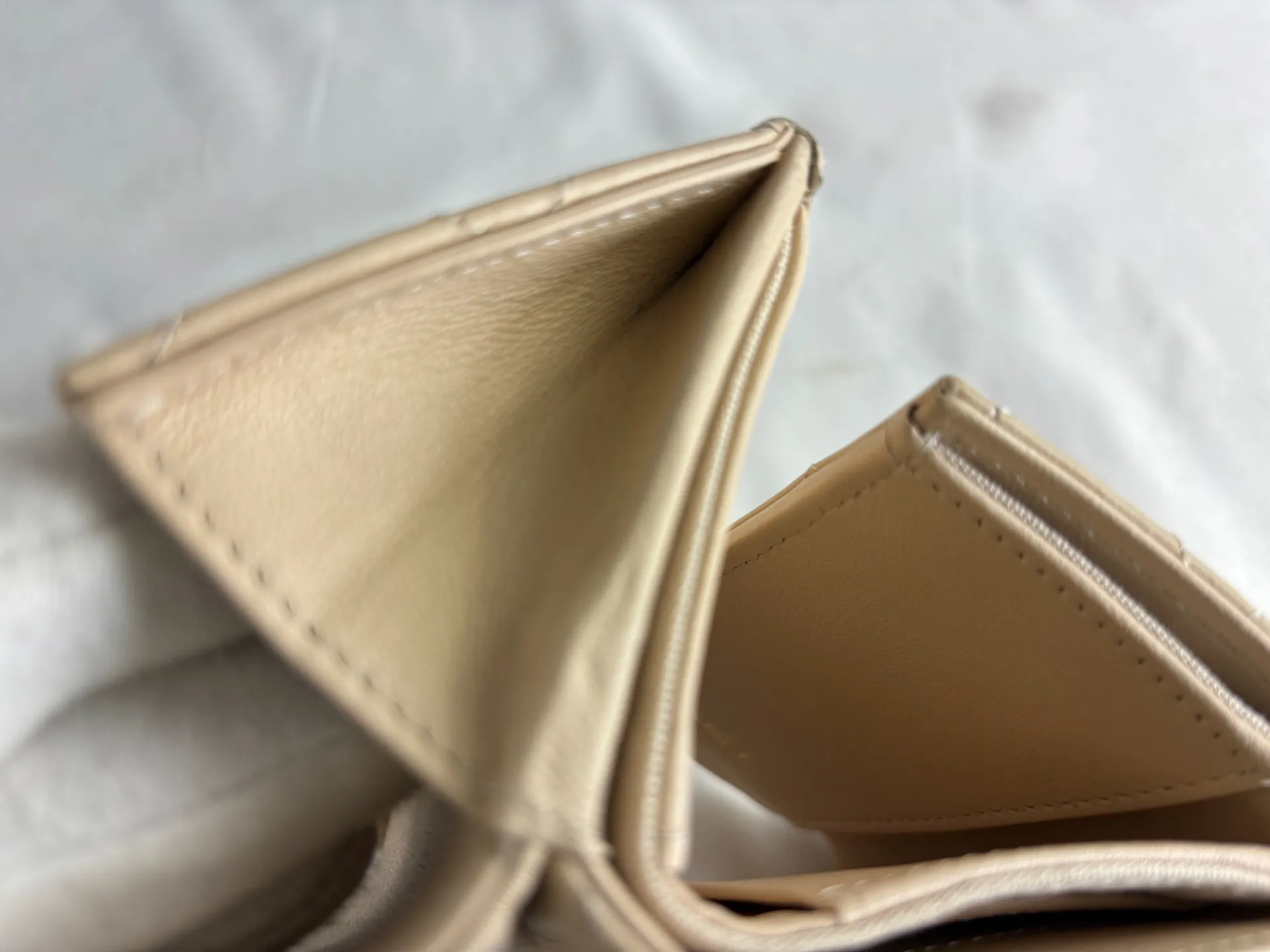 シャネル財布カラーチェンジ前